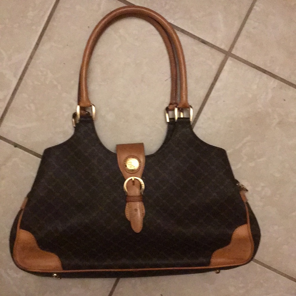 Rioni Purse